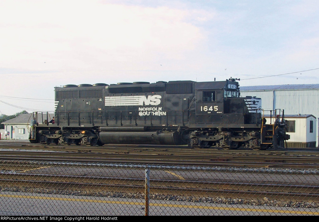 NS 1645